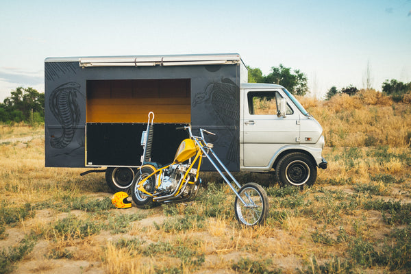 Rising Sun and Reyes the Econoline